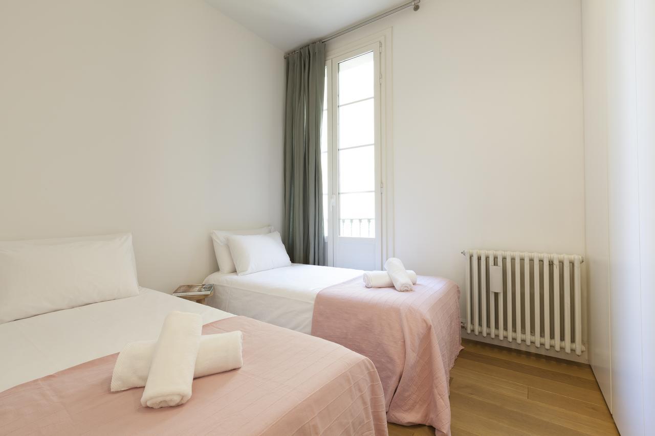 Click&Flat Luxury Sant Joan Apartment Barcelona Exterior photo